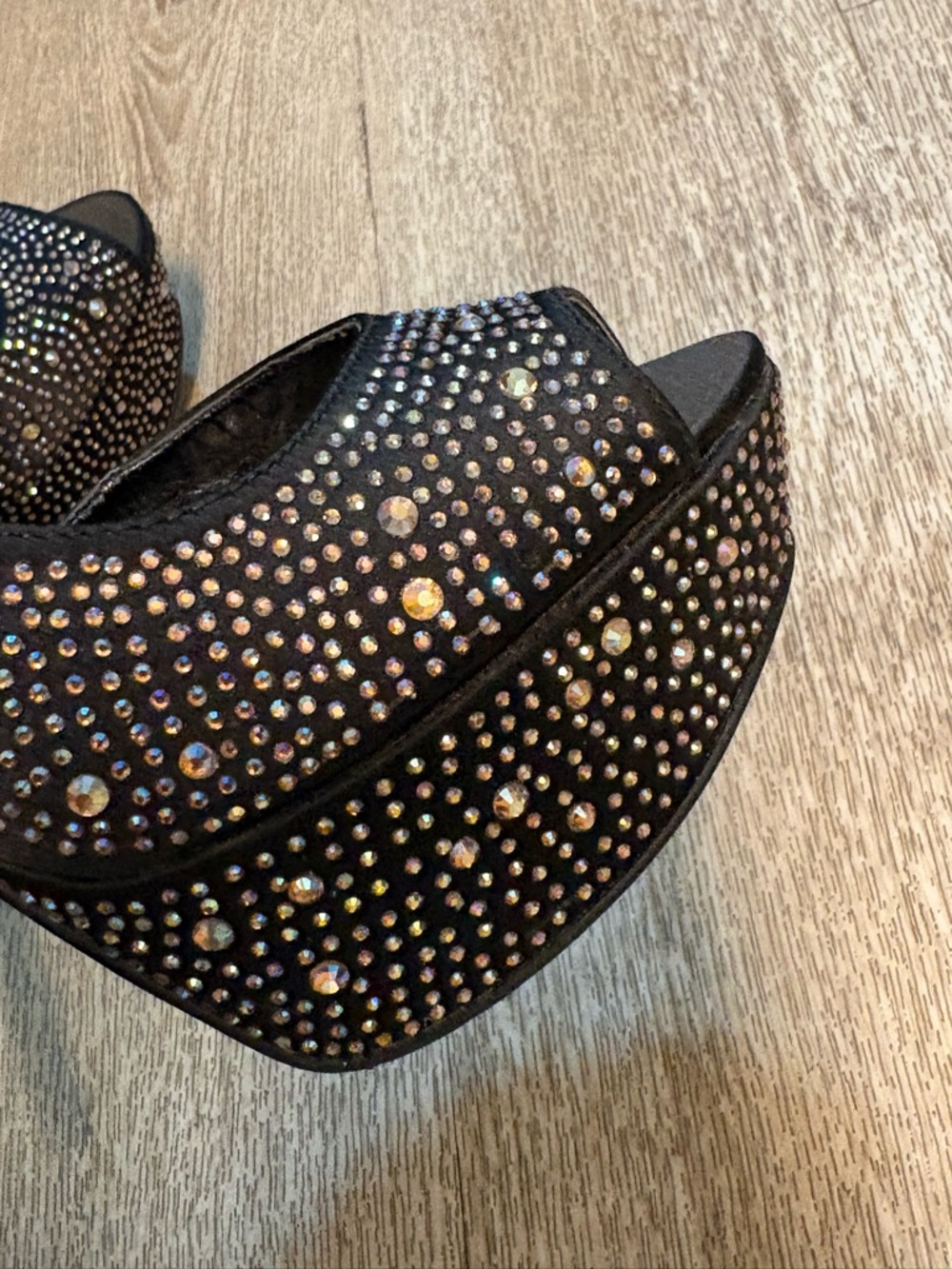 BAKERS Y2K STUDDED PEEP TOE HEELS SIZE 9M - Picture 5 of 10
